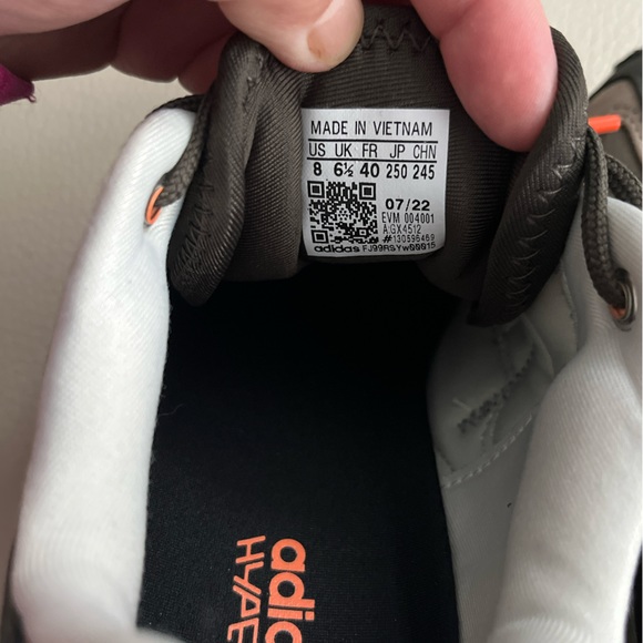 NWT - Adidas Women’s Hyperturf Adventure Shoes - US Size 8 - Picture 7 of 9